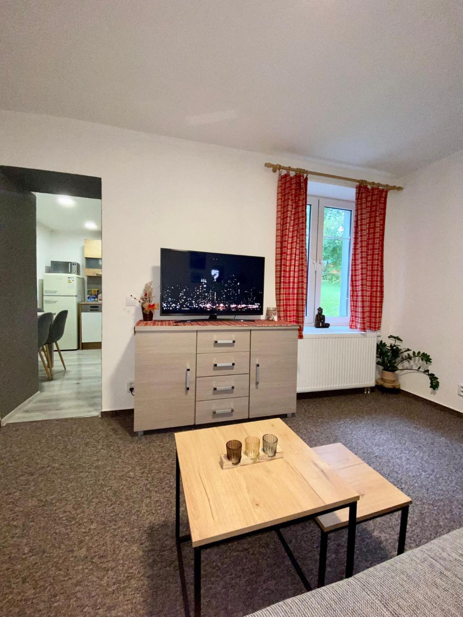 Apartman Pod Vlekem Horni Mala Upa Ngoại thất bức ảnh